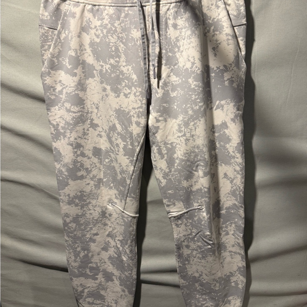 lululemon Men's Light Gray Camo Patterned City Sweat Joggers